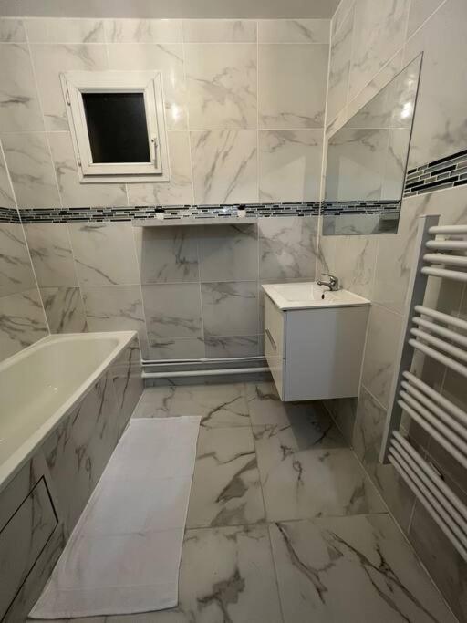 Appartement Luxueux 70M2, 2 Chambres Argenteuil Bagian luar foto